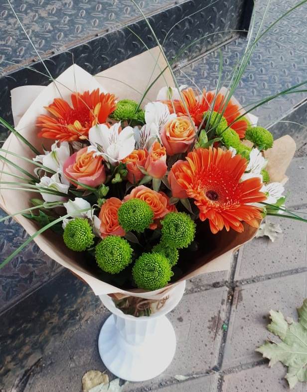Букет цветов из: Герберы, Хризантемы, Альстромерии и Розы в Михнево