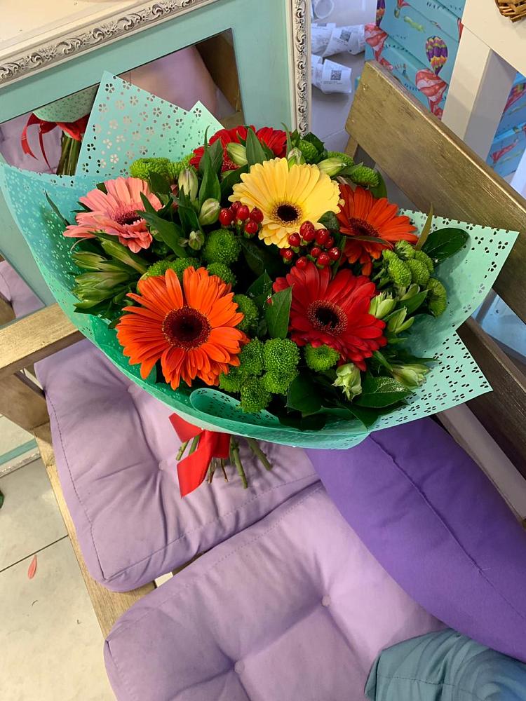 Букет цветов из: Герберы, Хризантемы и Альстромерии в Михнево