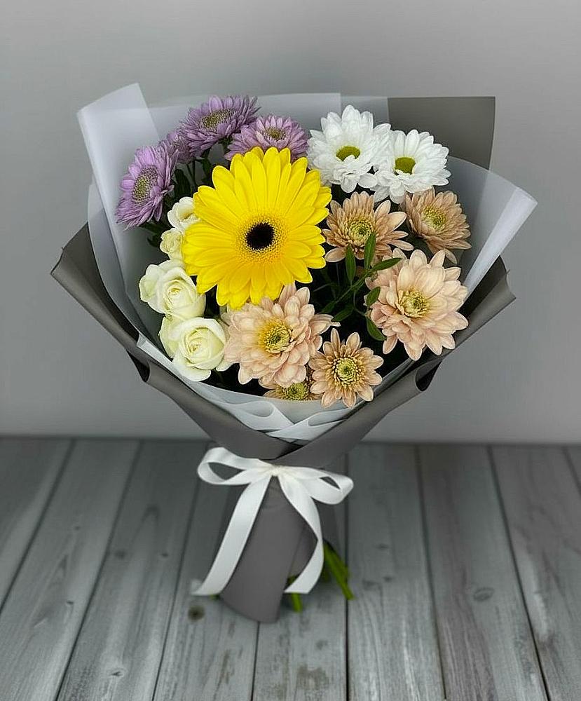Букет цветов из: Розы, Герберы и Хризантемы в Михнево