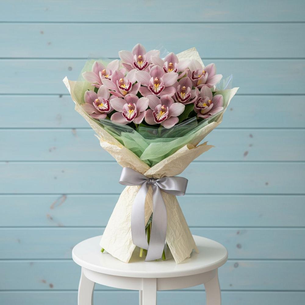 Букет цветов из: Орхидеи и Розы в Михнево