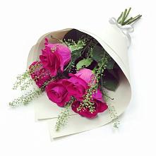 Букет цветов из:  Розы в Михнево