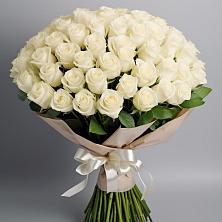Букет 101 беля роза Белоснежка в Михнево