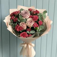 Букет цветов из:  Гвоздики и Розы в Михнево